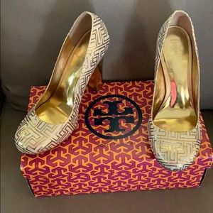 Tory Burch Gold Heel Sz8